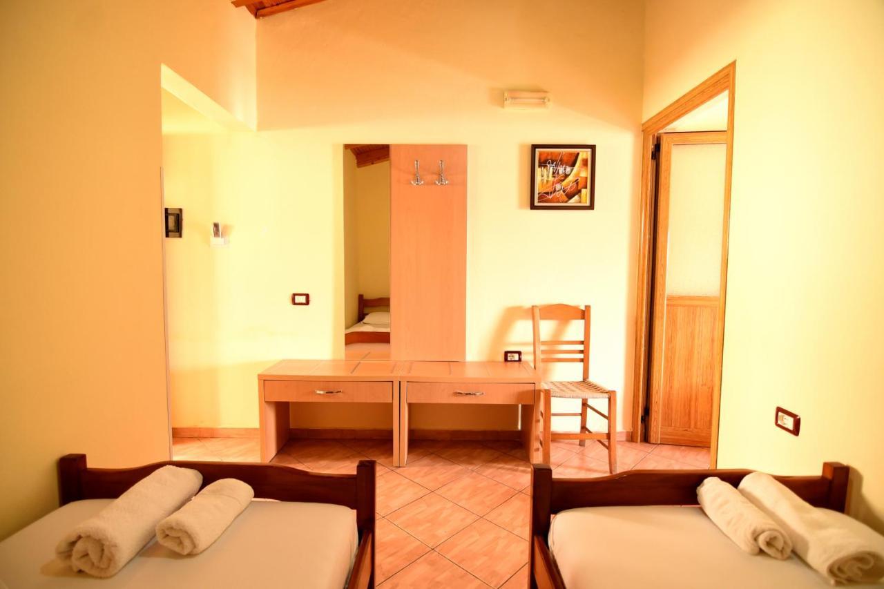Ramosaco, Radhime, Vlore Hotel 3*