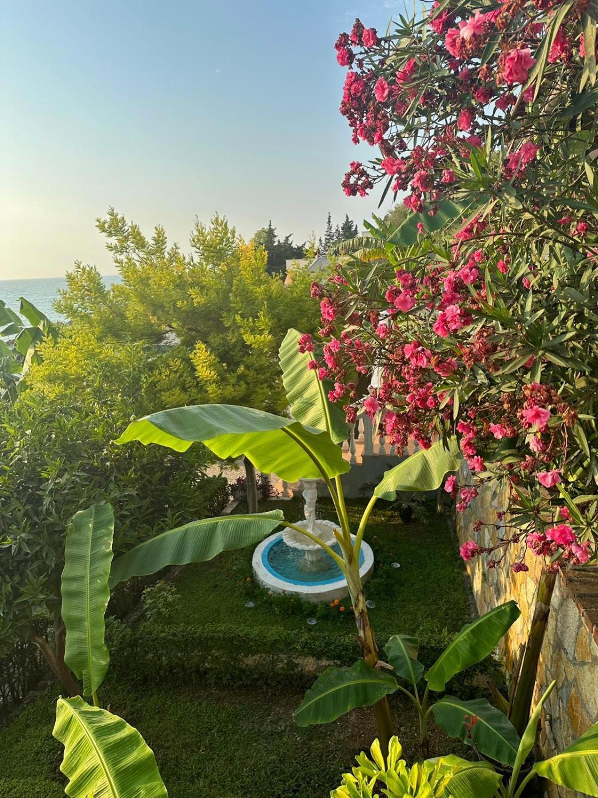 Hotel Ramosaco, Radhime, Vlore