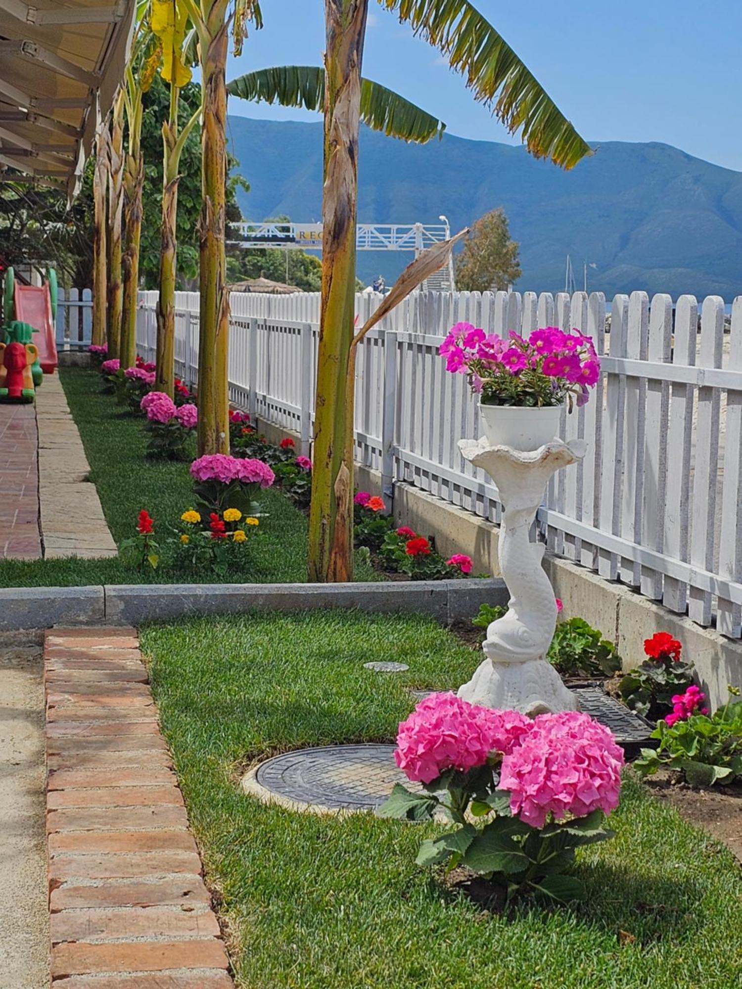Ramosaco, Radhime, Vlore Hotel 3*